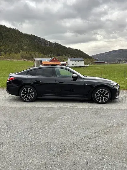 BMW I4 2023 photo 4