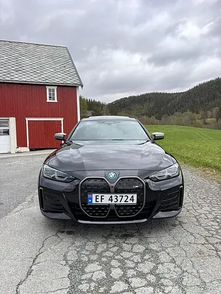 BMW I4 2023 photo 3