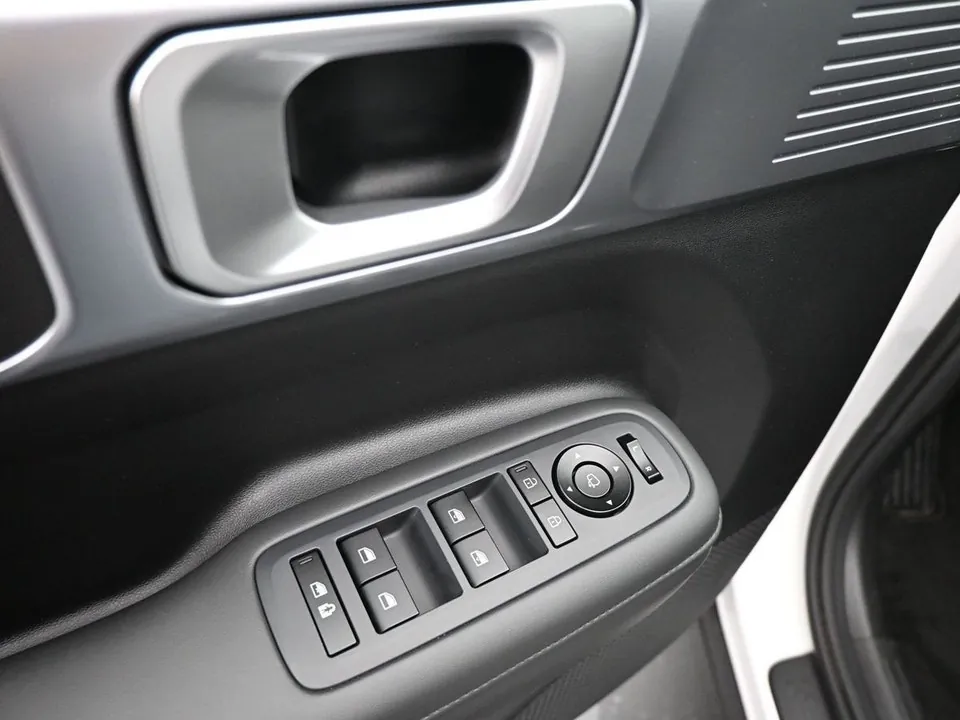 Hyundai Santa Fe 2025 photo 5