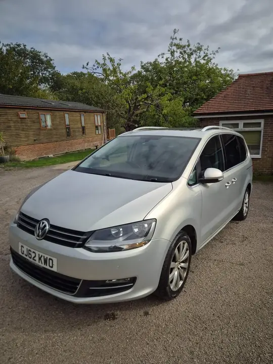 Volkswagen Sharan 2012 photo 2