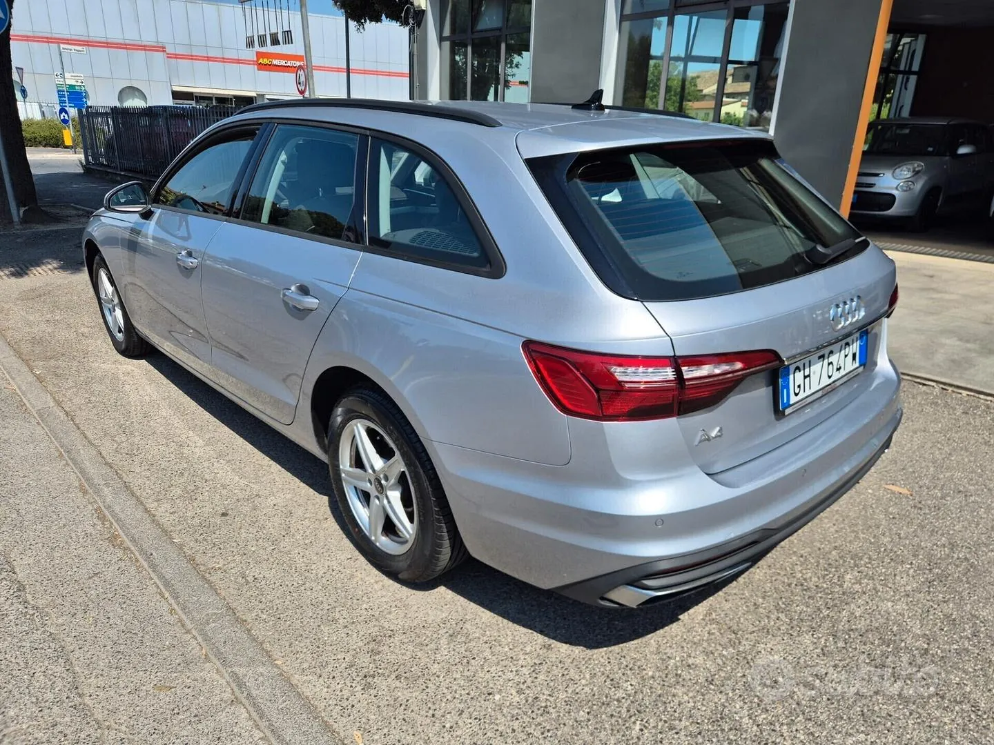 Audi A4 Avant 2021 photo 4