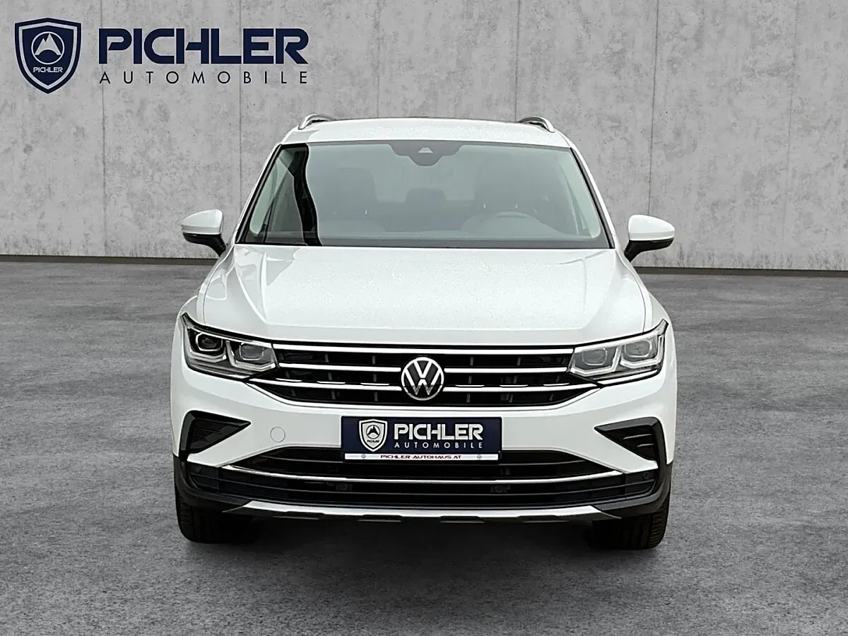 Volkswagen Tiguan 2022 photo 2