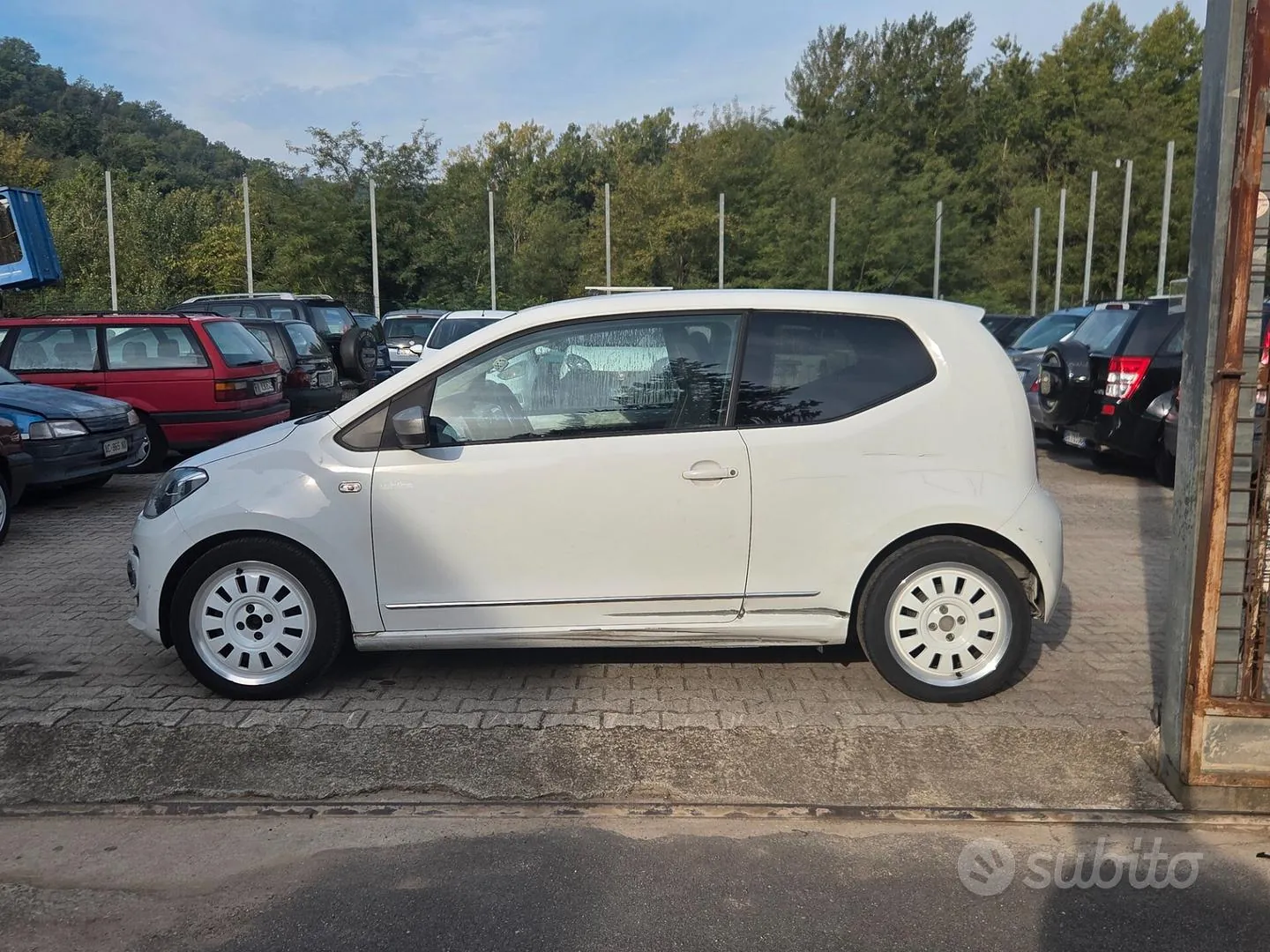 Volkswagen Up 2012 photo 4