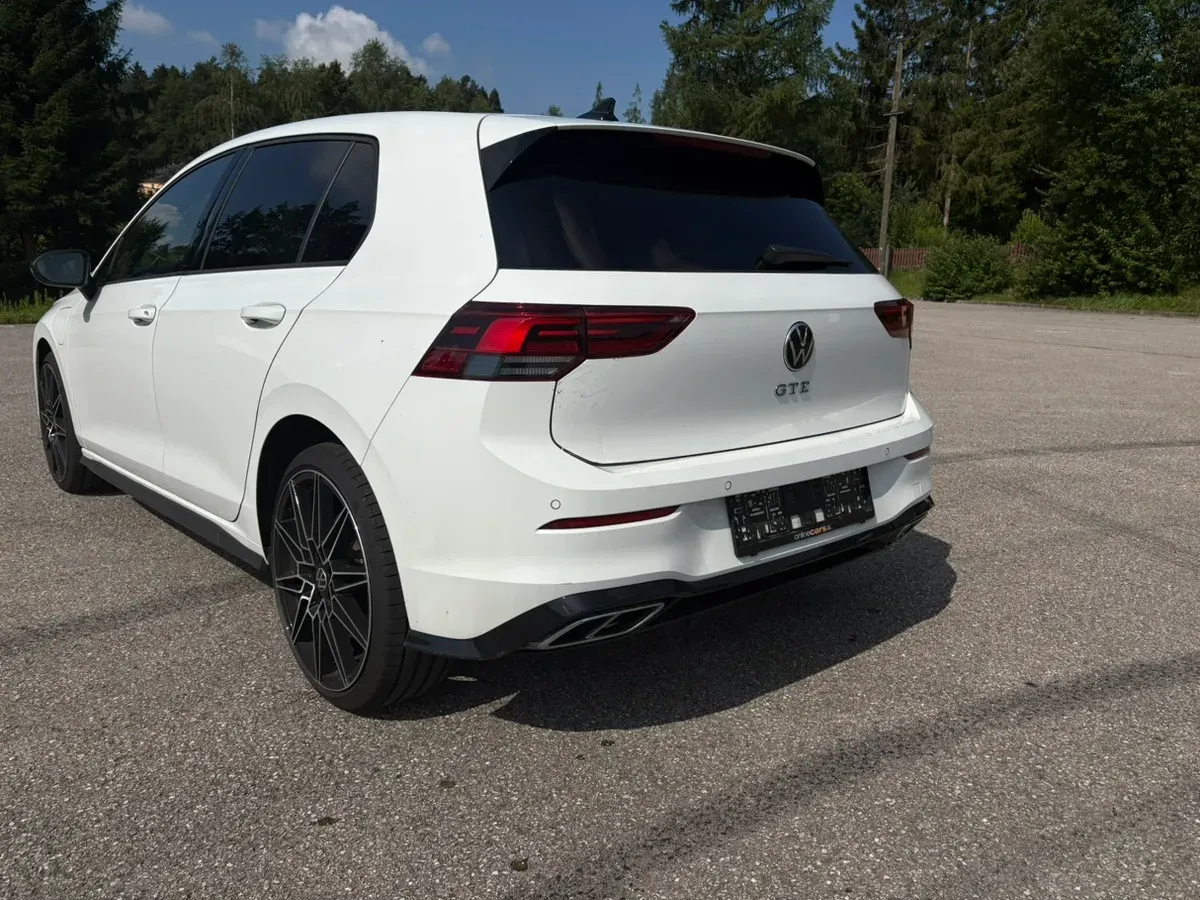 Volkswagen Golf 2022 photo 3