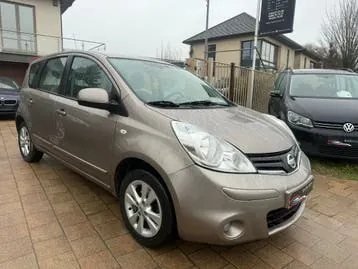 Nissan Note 2010 photo 3