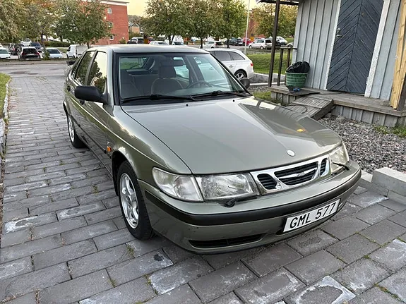 Saab 9-3 1999 photo 4