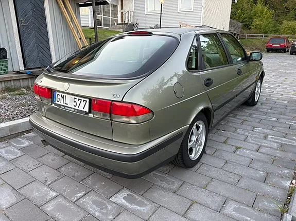 Saab 9-3 1999 photo 3