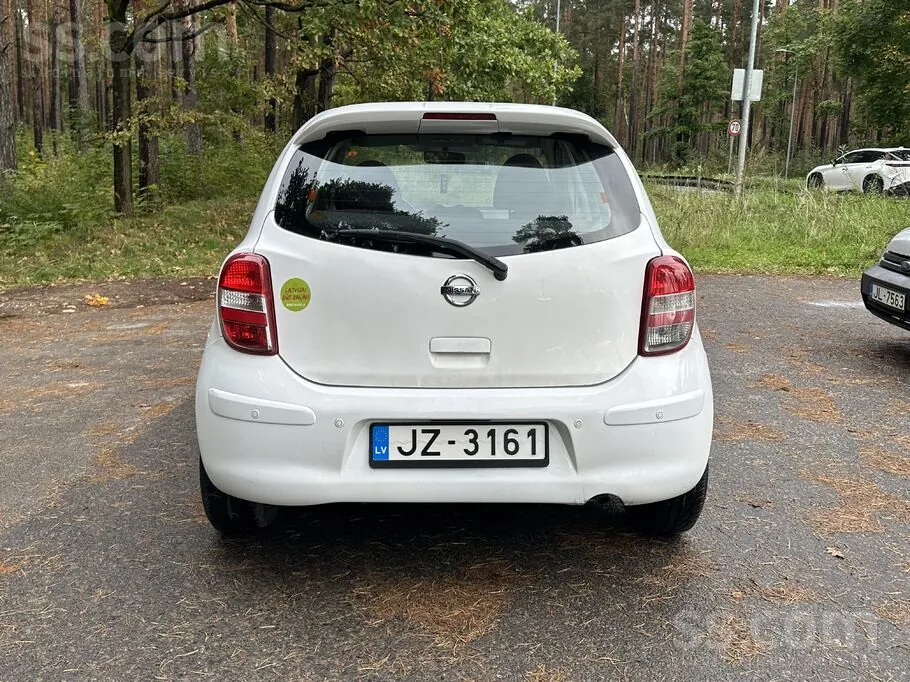 Nissan Micra 2012 photo 4