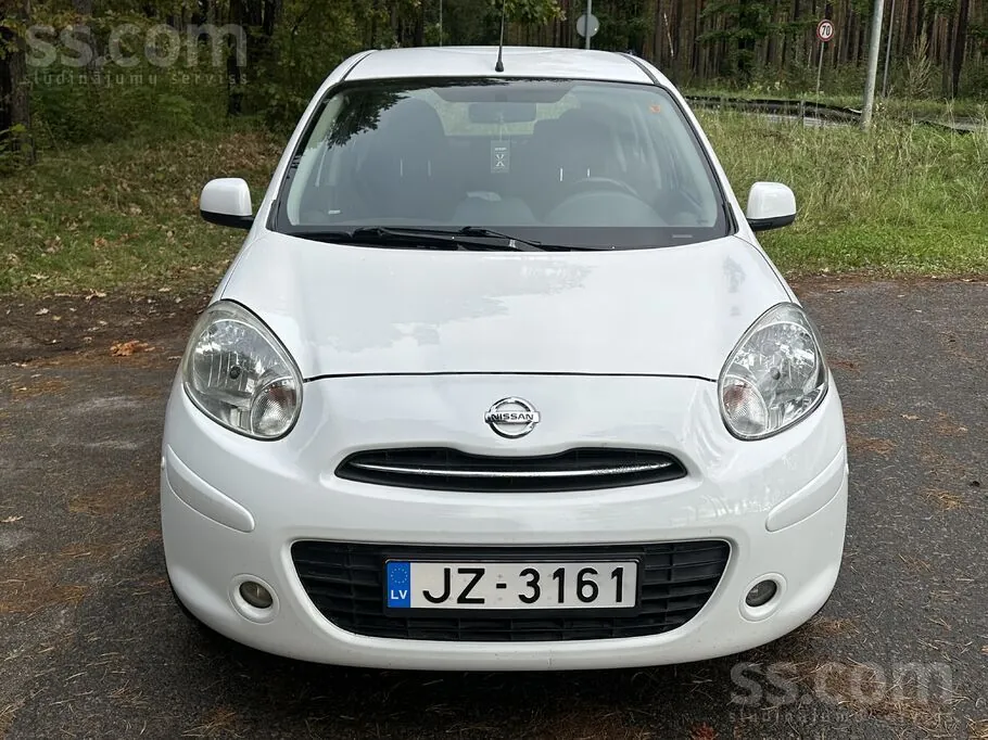 Nissan Micra 2012 photo 2