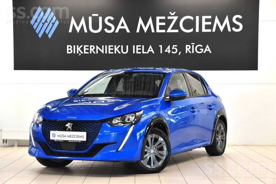 Peugeot E-208