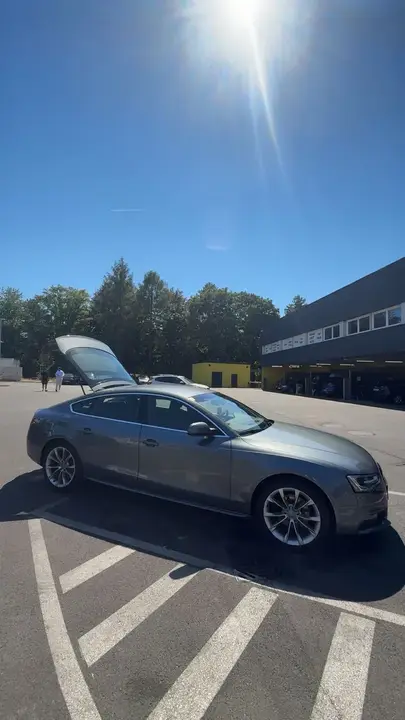 Audi A5 2012 photo 2