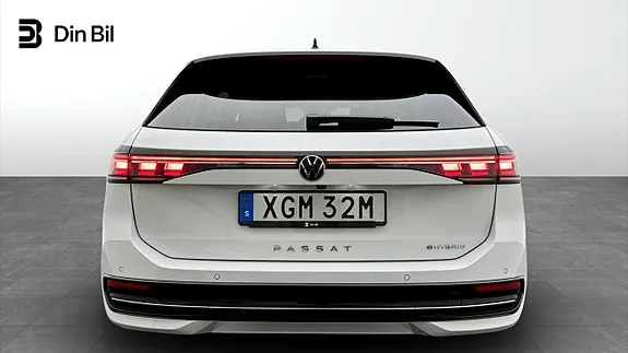 Volkswagen Passat 2025 photo 5
