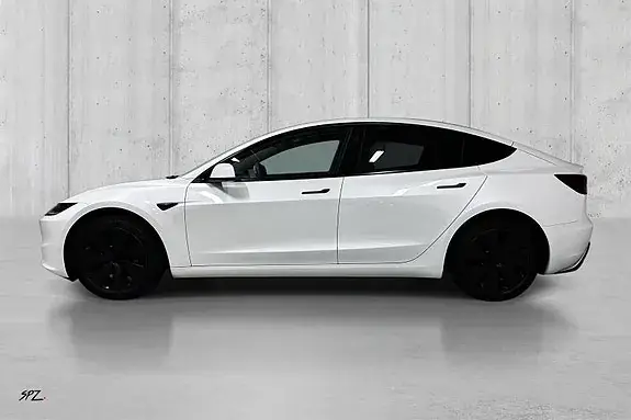 Tesla Model 3 2025 photo 4
