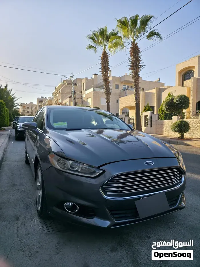 Ford Fusion 2014 photo 2