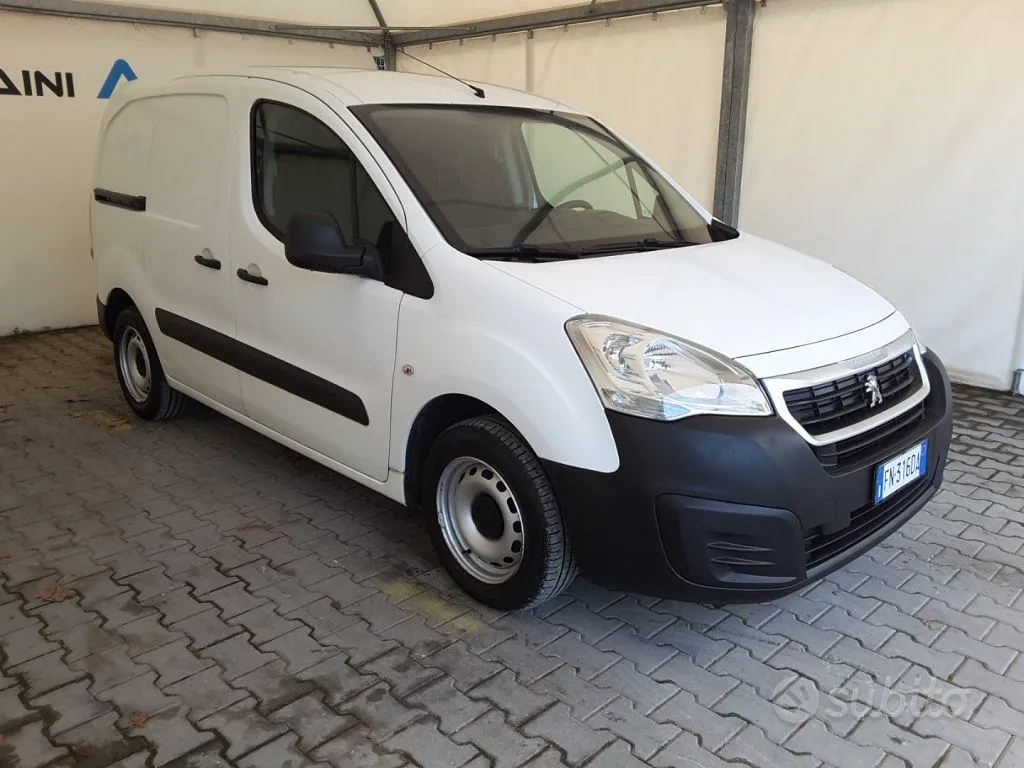 Peugeot Partner 2018 photo 2