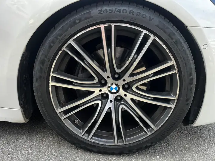 BMW 7 Series 2016 photo 3
