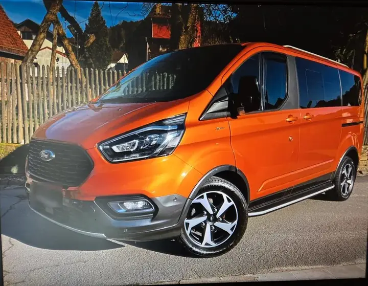 Ford Tourneo Custom