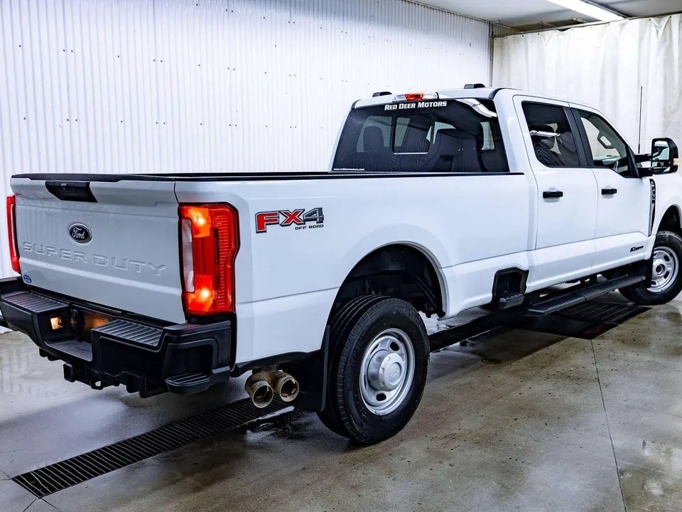 Ford F250 2025 photo 5