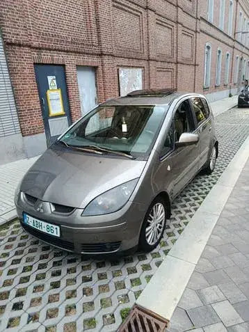 Mitsubishi Colt