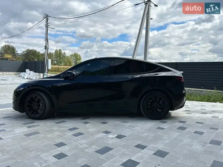 Tesla Model Y 2021 photo 3