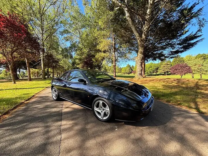 Fiat Coupe 1997 photo 2