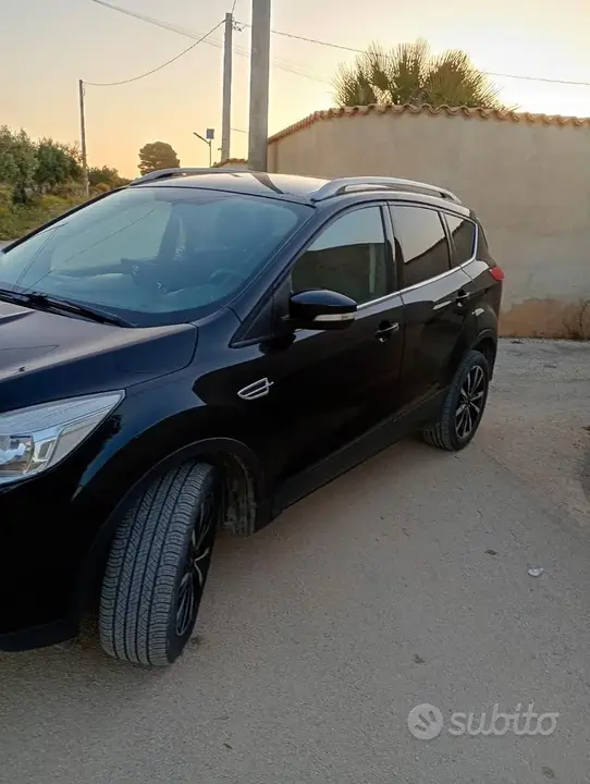 Ford Kuga 2015 photo 3