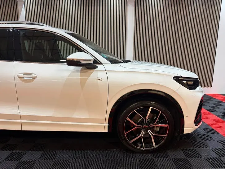 Volkswagen Tiguan 2025 photo 3