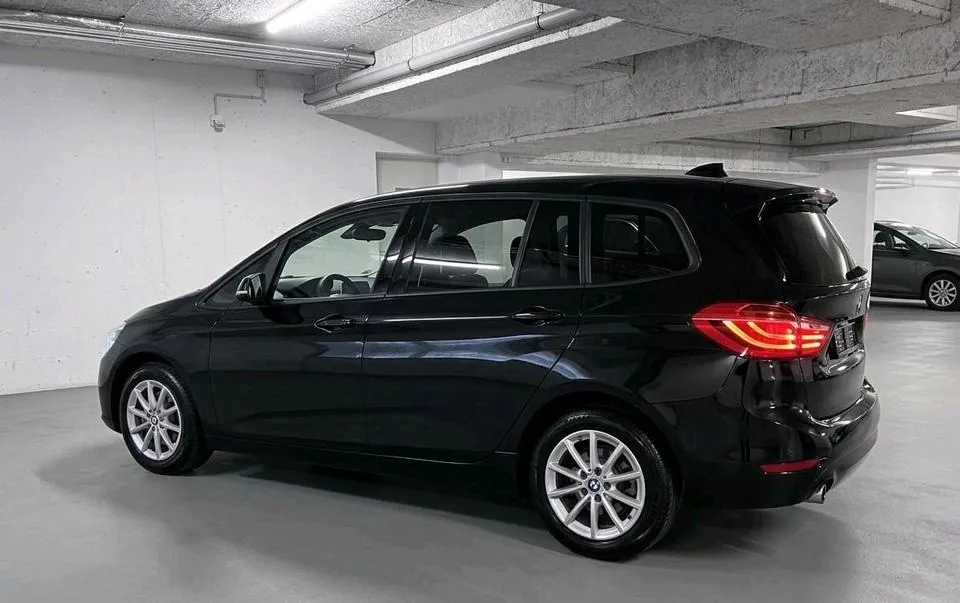 BMW 218I