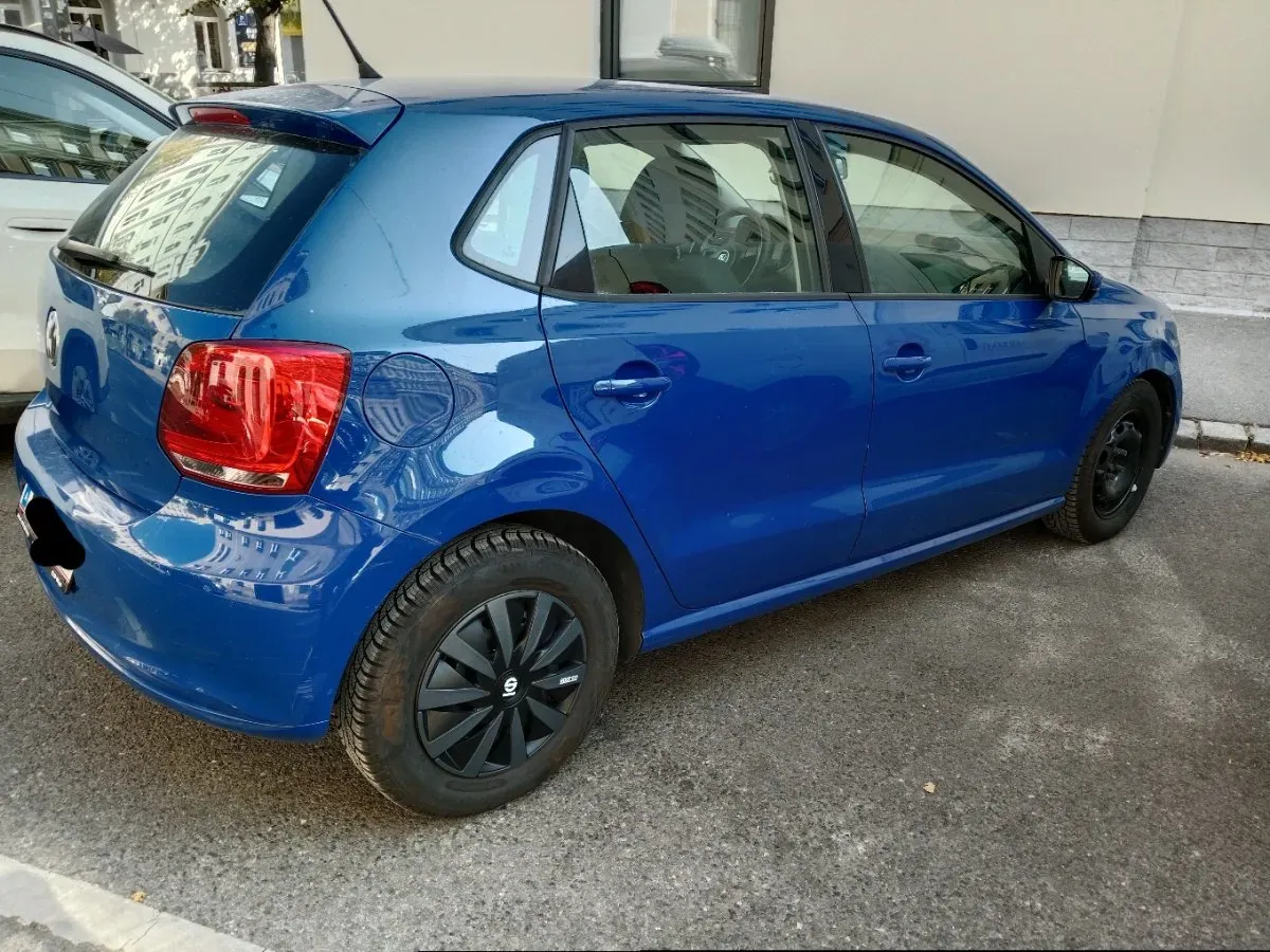 Volkswagen Polo 2010 photo 3