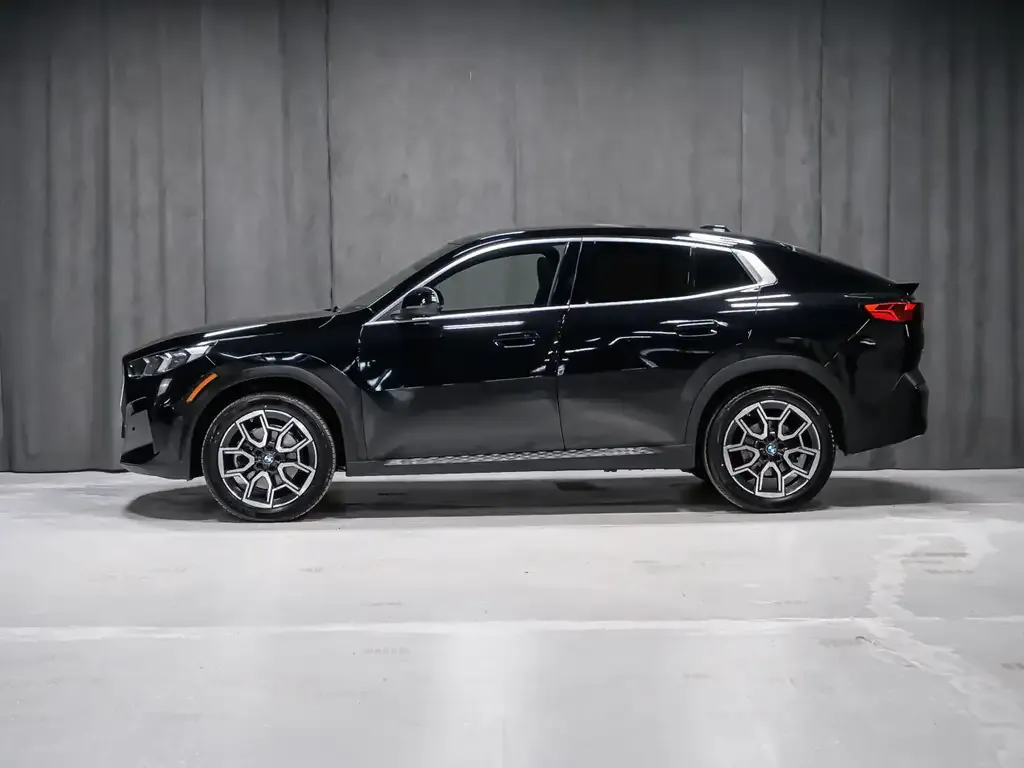 BMW X2 2025 photo 3