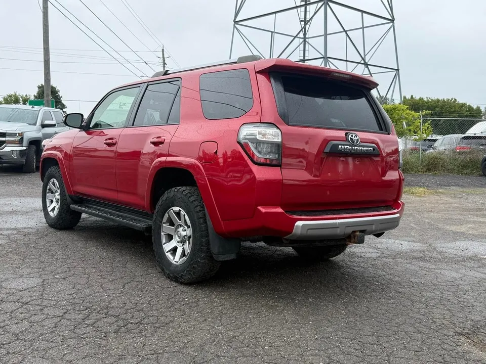 Toyota 4Runner 2016 photo 3