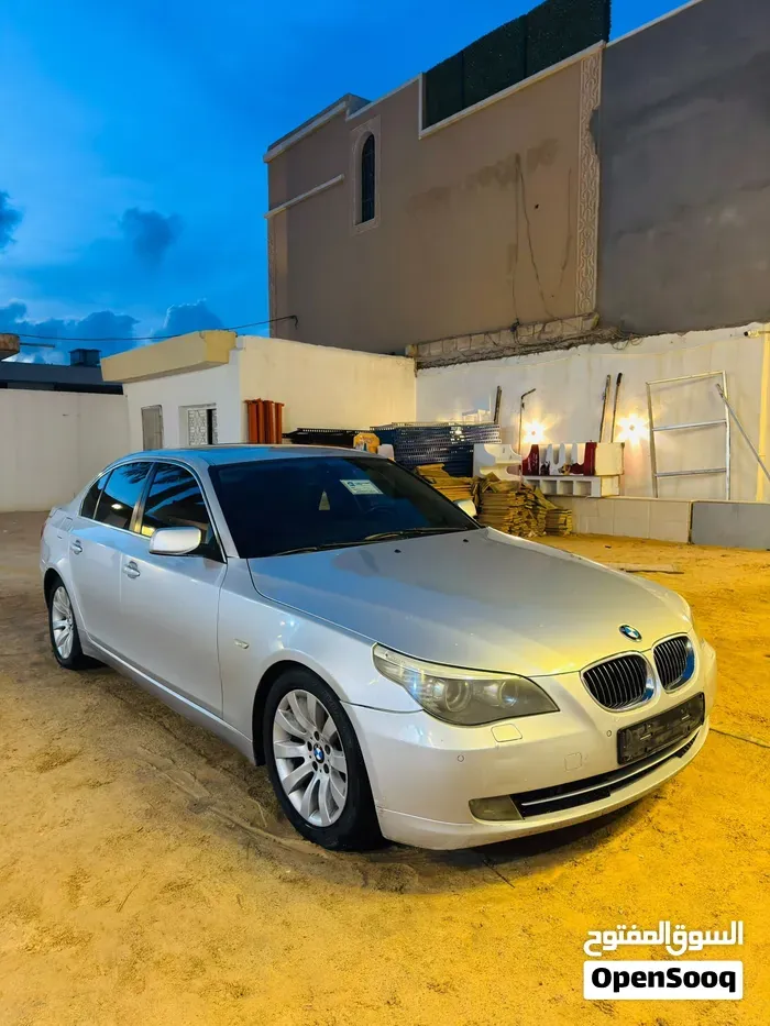 BMW 5 Series 2008 photo 4