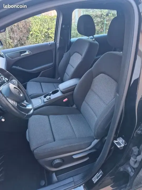 Mercedes-Benz B-Class 2018 photo 5