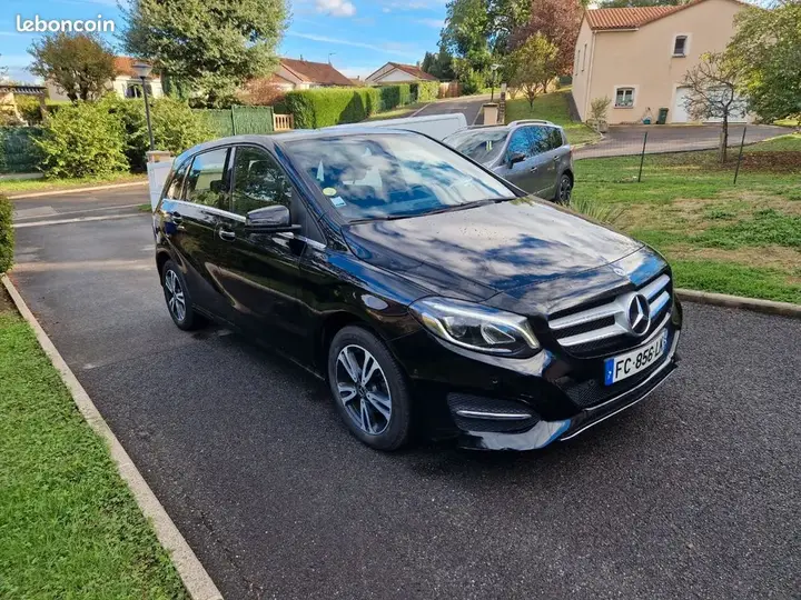 Mercedes-Benz B-Class 2018 photo 2
