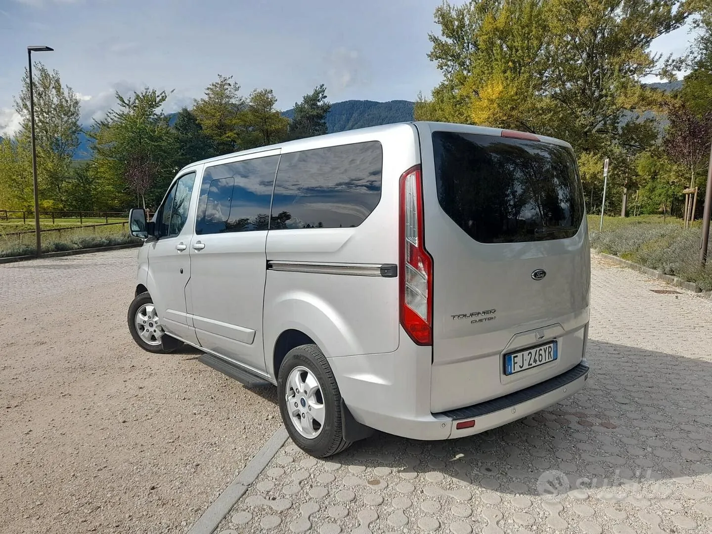 Ford Tourneo Custom 2017 photo 4