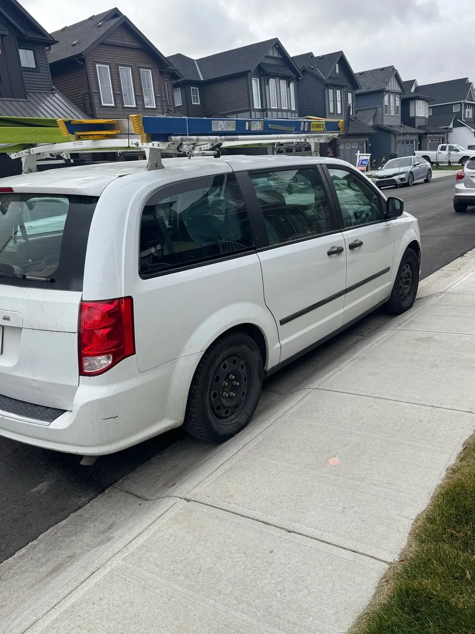 Dodge Caravan 2015 photo 4