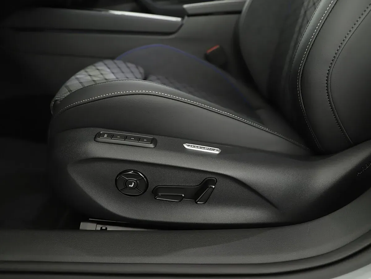 Volkswagen Passat 2026 photo 2