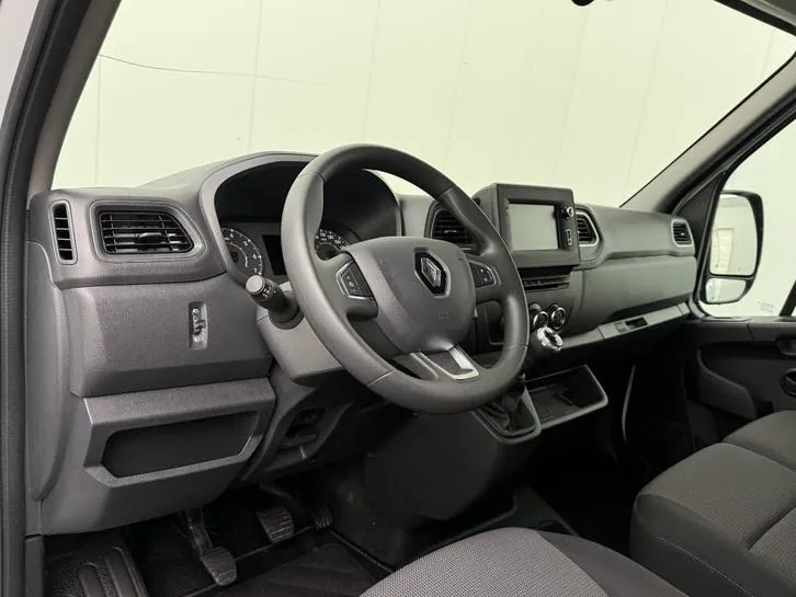 Renault Master 2024 photo 3