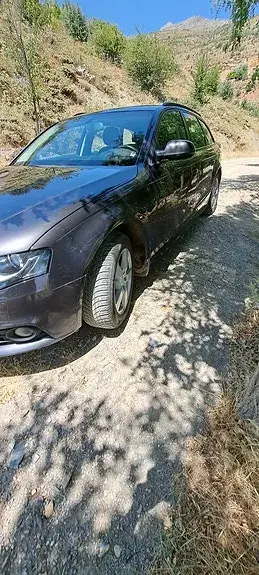 Audi A4 2011 photo 4