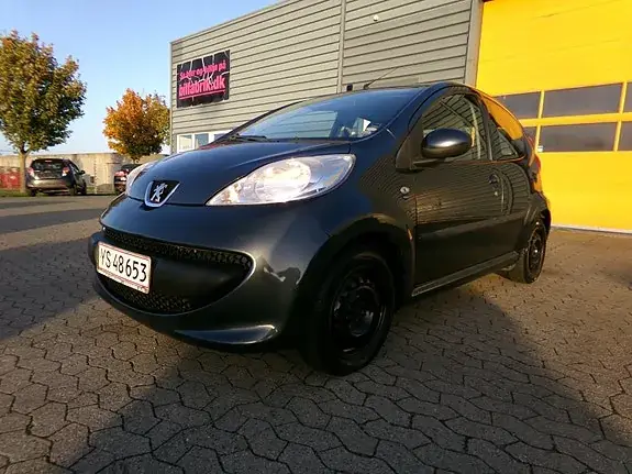 Peugeot 107 2007 photo 3