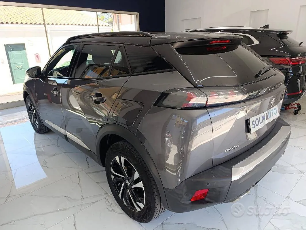 Peugeot 2008 2023 photo 3