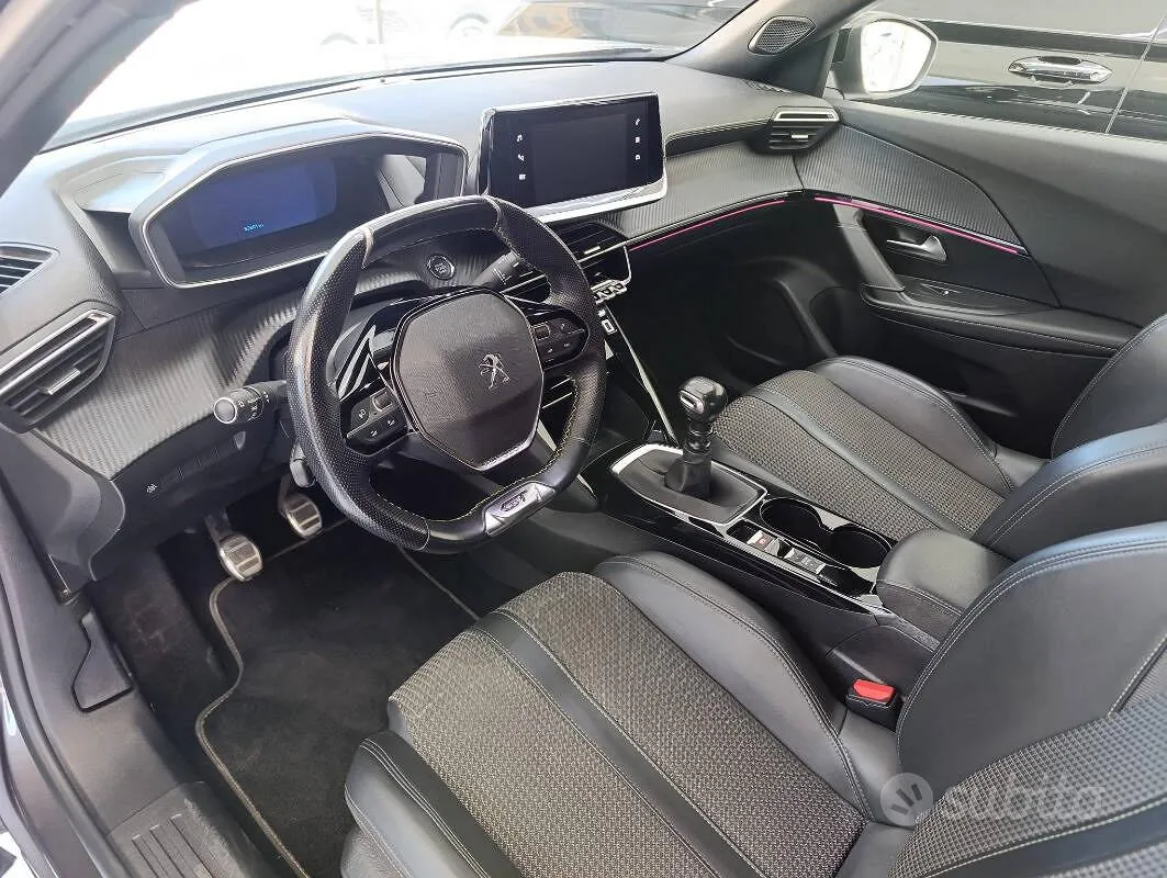 Peugeot 2008 2023 photo 2