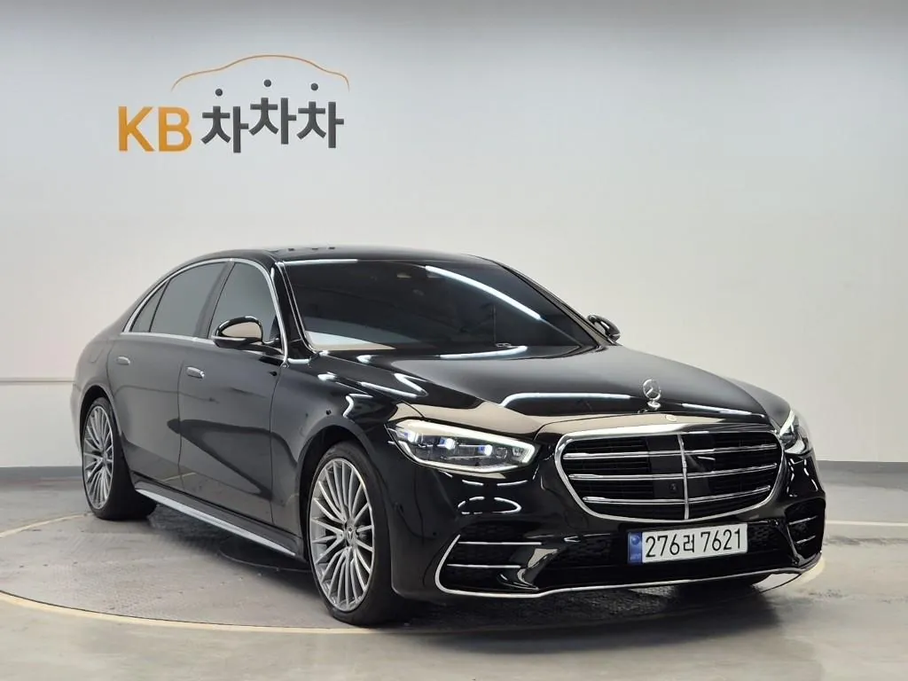 Mercedes-Benz S-Class 2025 photo 4