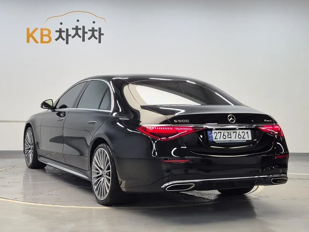Mercedes-Benz S-Class 2025 photo 2