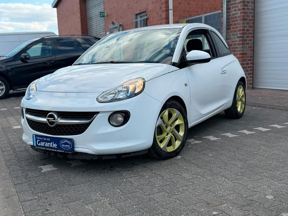 Opel Adam