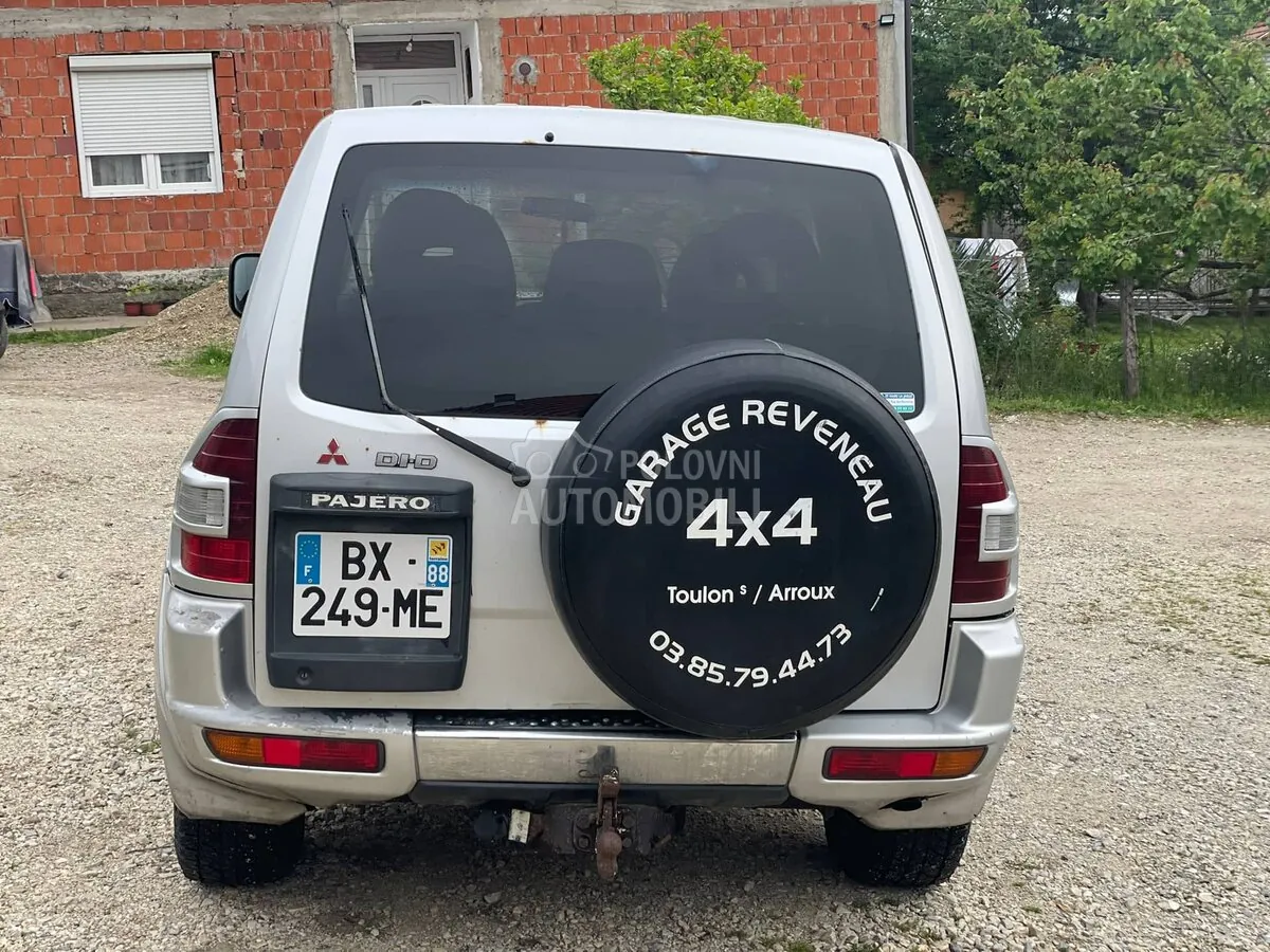 Mitsubishi Pajero 2001 photo 5