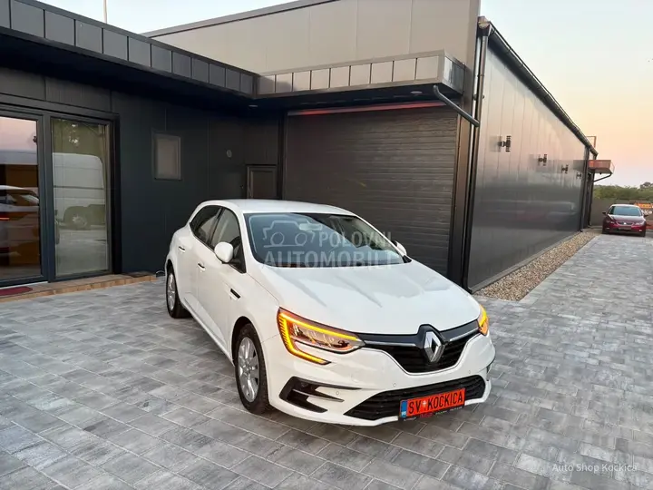Renault Megane 2021 photo 2