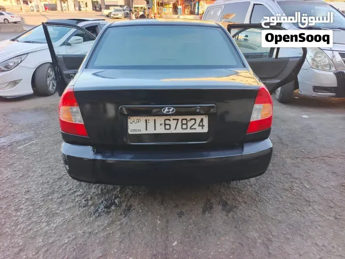 Hyundai Verna 2001 photo 3