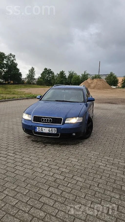 Audi A4 2001 photo 2