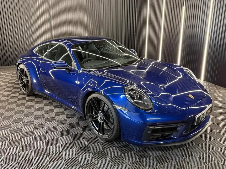 Porsche 911 2022 photo 4